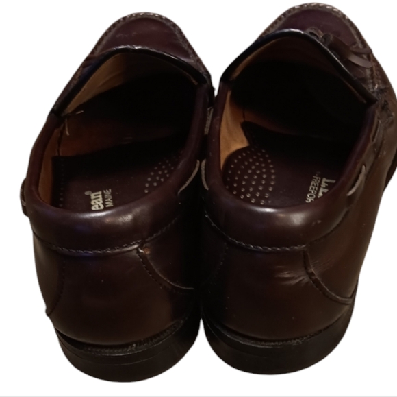 L.L. BEAN MEN'S SIZE 7 BROWN LEATHER LOAFERS WITH TASSELS. - Picture 4 of 6